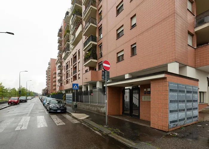 Guesthost - Milano-Rubattino Comfy Apt - With 2 Terrace